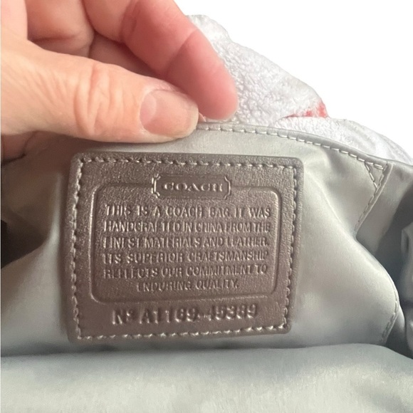 COACH Iridescent Sequin Julia Kiss Lock Clutch - Picture 8 of 8